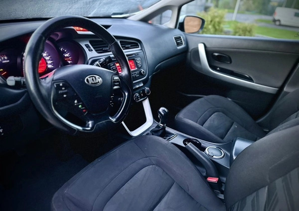 Kia Ceed cena 24900 przebieg: 248000, rok produkcji 2012 z Racibórz małe 379